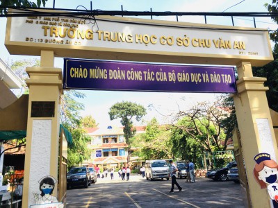 Trường THCS Chu Văn An, thành phố Thủ Dầu Một, tỉnh Bình Dương Nhiệt liệt Chào mừng Đoàn công tác của Bộ Giáo dục và Đào tạo