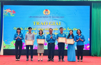 Công đoàn cơ sở Trường THCS Chu Văn An, thành phố Thủ Dầu Một, tỉnh Bình Dương tham dự Hội nghị Tổng kết Hoạt động công đoàn và phong trào CNVCLĐ năm 2022 và phương hướng, nhiệm vụ năm 2023