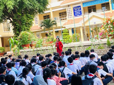 Trường THCS Chu Văn An, thành phố Thủ Dầu Một, tỉnh Bình Dương tổ chức tiết học trải nghiệm thực tế cho học sinh khối 8 và khối 9 năm học 2022 – 2023