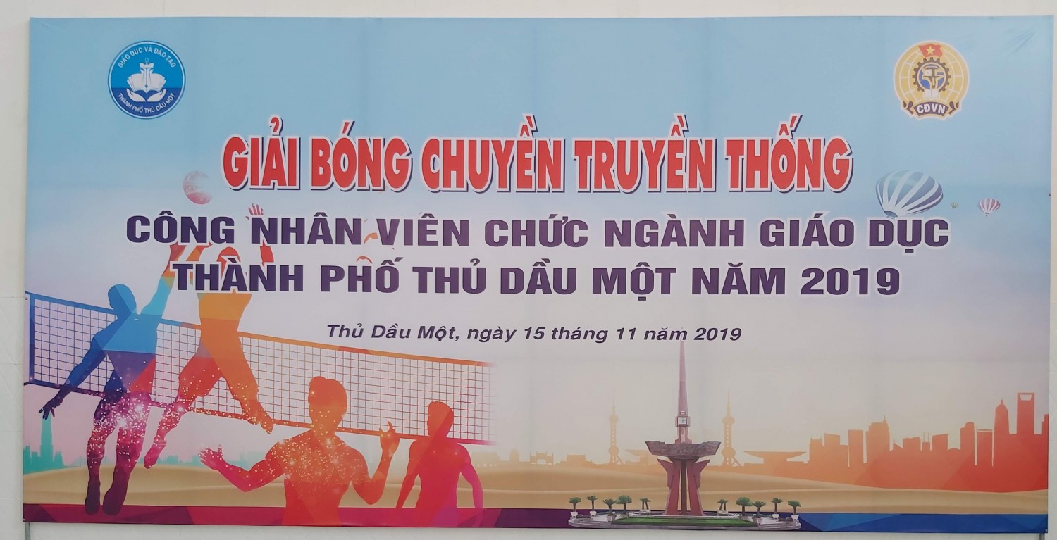 Giải bóng chuyền truyền thống ngành 2019: THCS Chu Văn An - THCS Trần Bình Trọng