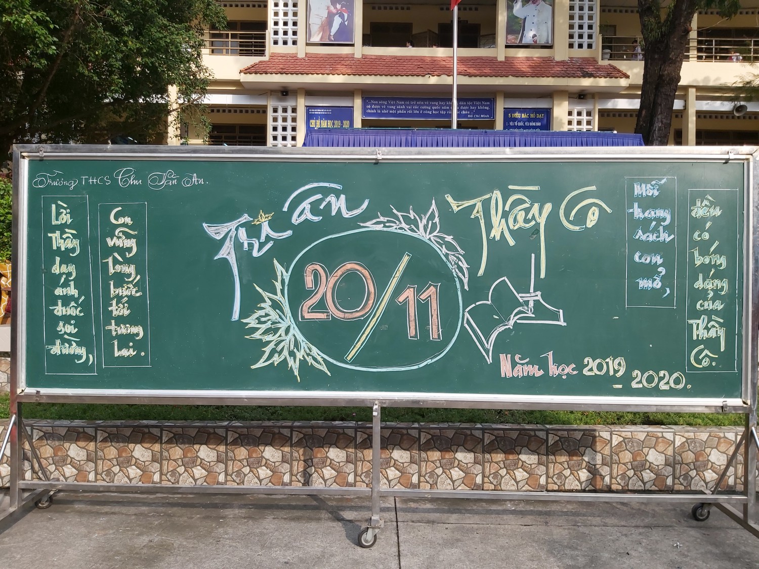Sinh hoạt Kỷ niệm 37 năm Ngày Nhà giáo Việt Năm ( 20/11/1982 - 20/11/2019 )