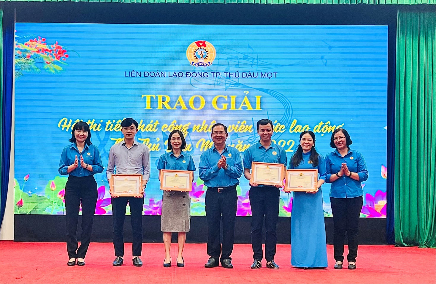 Công đoàn cơ sở Trường THCS Chu Văn An, thành phố Thủ Dầu Một, tỉnh Bình Dương tham dự Hội nghị Tổng kết Hoạt động công đoàn và phong trào CNVCLĐ năm 2022 và phương hướng, nhiệm vụ năm 2023